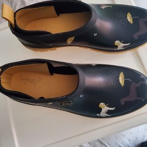 Joules pop on rubber rain boot